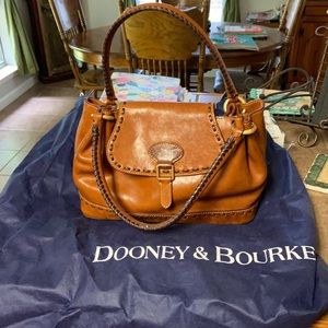 Dooney & Bourke